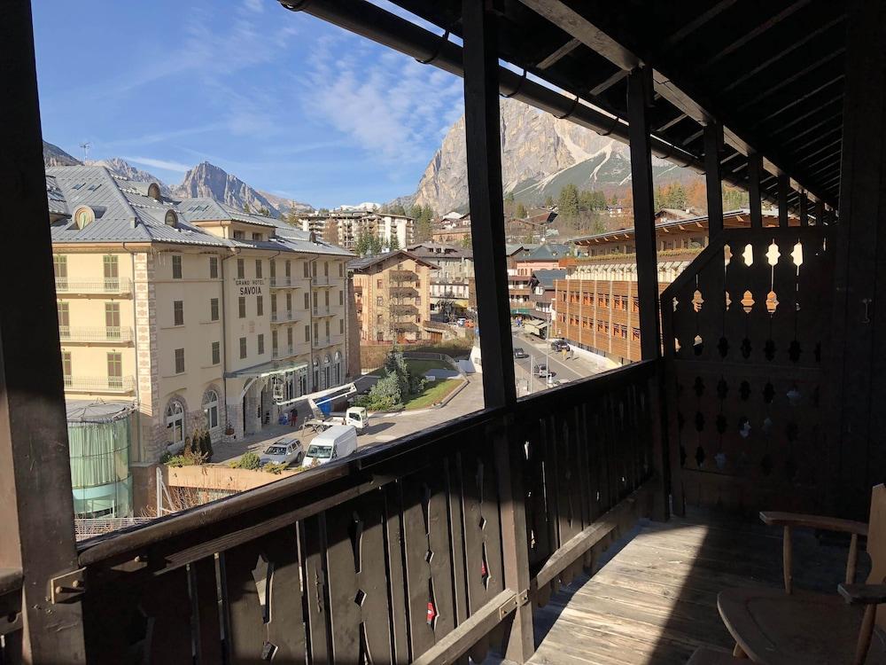 Hotel Majoni Cortina dʼAmpezzo Exterior foto
